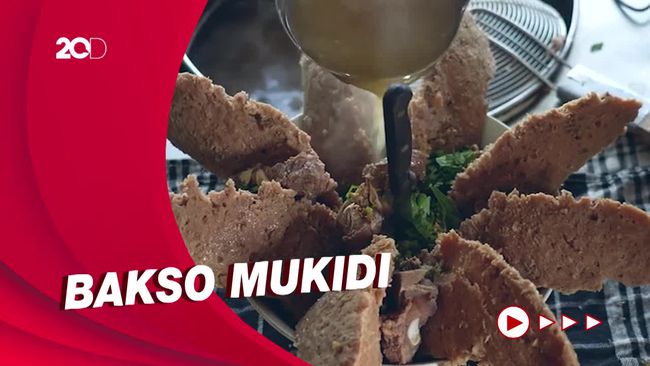 Bikin Laper Mukbang Bakso Raksasa Di Jakarta Timur