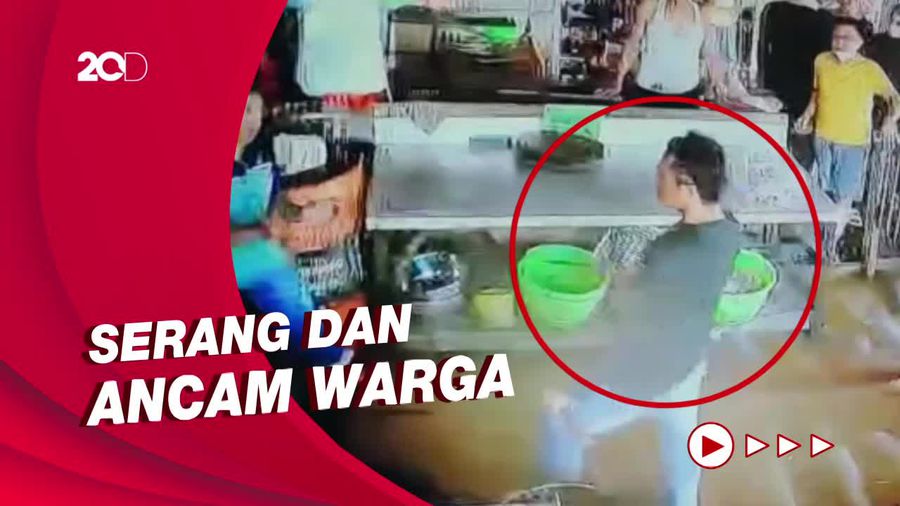 Detik-detik Waria di Sidrap Ngamuk-Bawa Sajam Gegara Fashion Show Dibatalkan