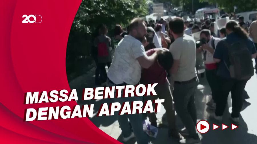 Pawai LGBT di Turki Berakhir Ricuh, Polisi Tangkap 36 Orang