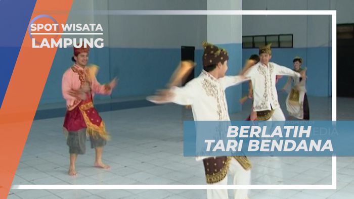 Fokus dan Kompak, Kunci Menari Bendana, Lampung
