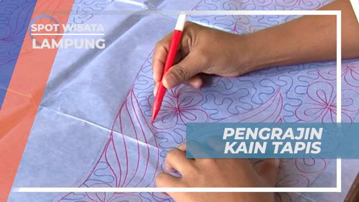 Berkunjung ke Pengrajin Kain Tapis, Lampung