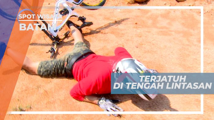 Downhill, Terjatuh di Track Ekstrim Menurun dan Penuh Rintangan, Batam