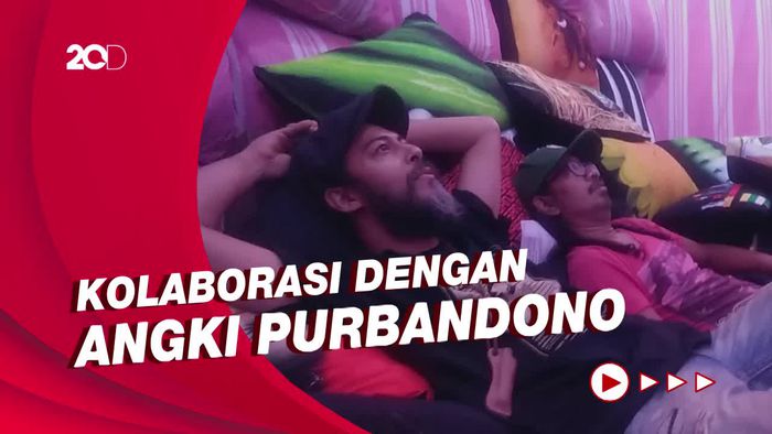 Menyelami Catatan Pinggir Jurang Karya Alex Abbad di ARTJOG 2022
