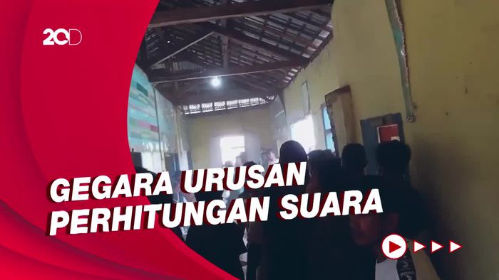 Momen Mencekam Pilkades di Bima, Kantor Desa Dirusak dan Dibakar