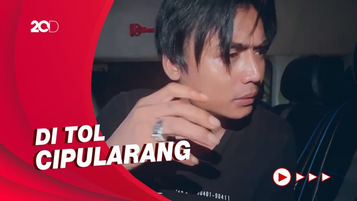 Charly Van Houten dan Kru Terlibat Kecelakaan, Begini Kondisinya