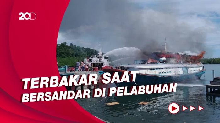 Terbakarnya KM Beriloga di Pelabuhan Tuapejat Mentawai
