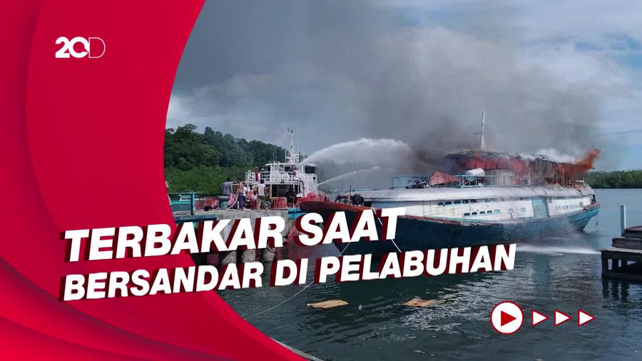 Terbakarnya KM Beriloga di Pelabuhan Tuapejat Mentawai