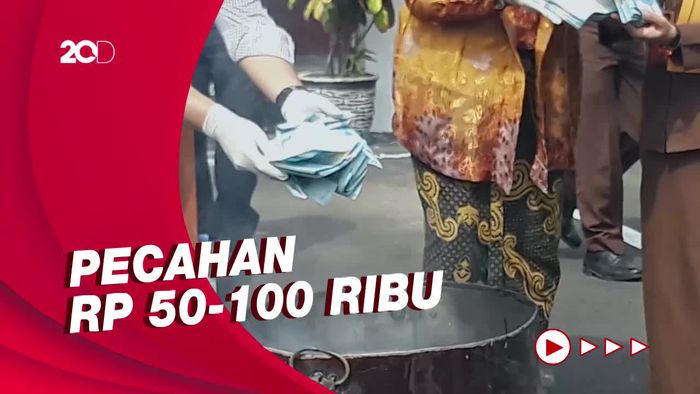 Penampakan Uang Palsu Rp 500 Juta Dimusnahkan Kejari Boyolali