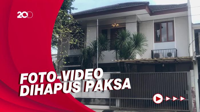 Wartawan Diminta Hapus Video Saat Liputan di Kompleks Ferdy Sambo