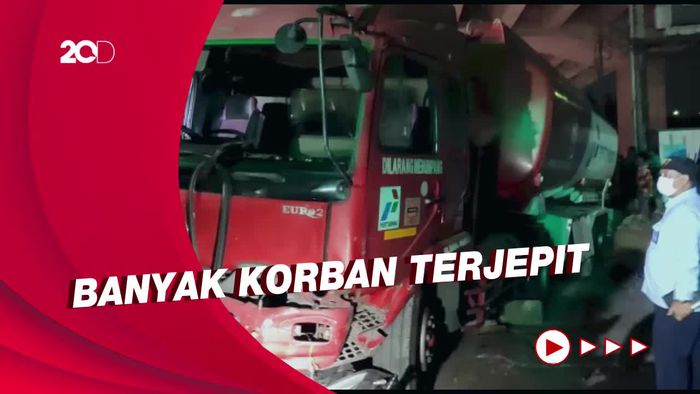 Kesaksian Driver Ojol Lihat Detik-detik Kecelakaan Maut Truk Pertamina