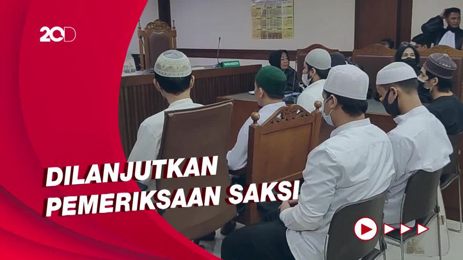 Hakim Tolak Eksepsi Terdakwa Kasus Pengeroyokan Ade Armando 