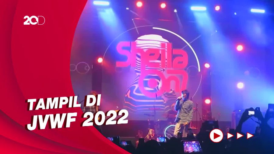 Aksi Panggung Perdana Sheila on 7 Usai 2 Tahun Hiatus