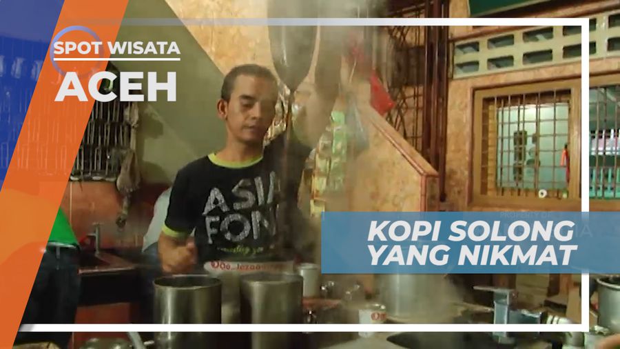 Seruput Kopi Solong Hangat Ditemani Camilan Roti, Aceh