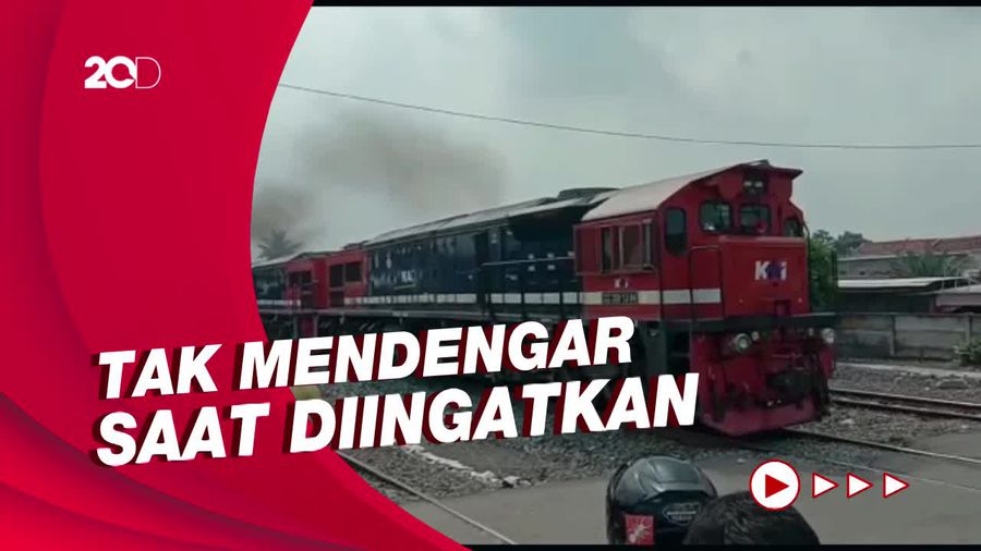 Melintas Pakai Headset, Siswi di Lampung Disambar Kereta