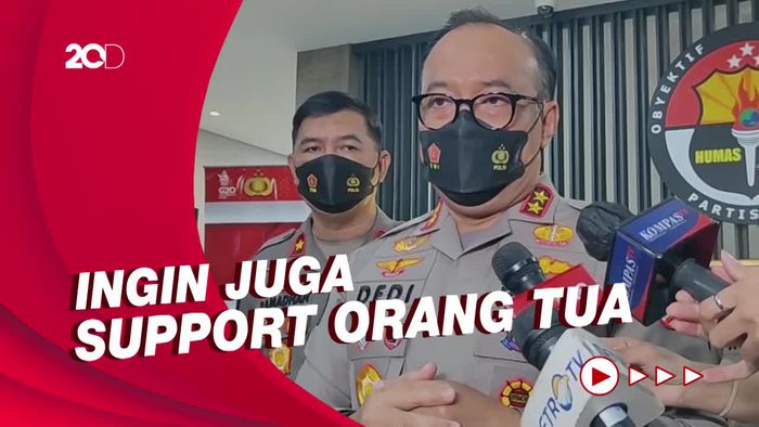 Polri soal Mutasi Adik Brigadir J: Kemauan Sendiri