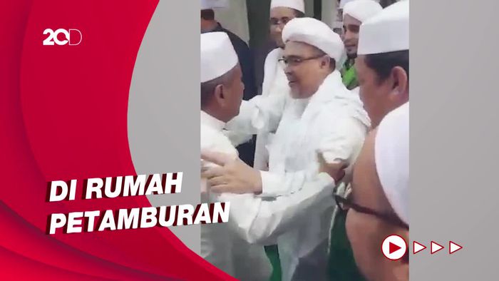 Ramai Petamburan Sambut Bebasnya Habib Rizieq