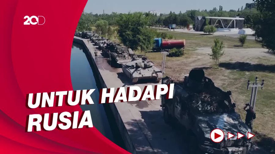 Amerika Serikat Kirim Bantuan 4 Roket ke Ukraina