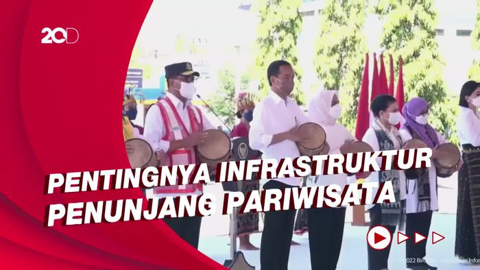 Kunker ke NTT, Jokowi Resmikan Perluasan Bandara Komodo