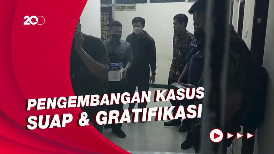 KPK Geledah Kantor Dinas PUTR Sulsel Terkait Kasus Nurdin Abdullah
