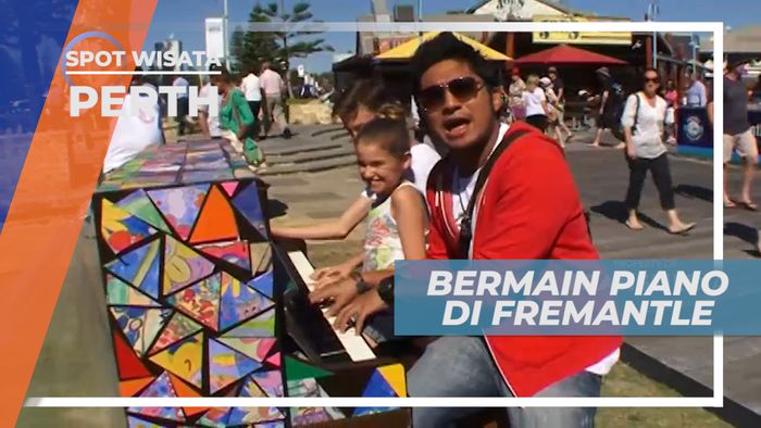 Bermain Piano di Jalanan Fremantle, Perth