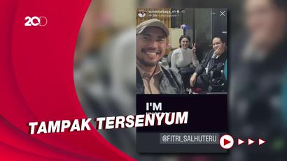 Ekspresi Nikita Mirzani saat Dijenguk Sahabat di Polres Serang Kota