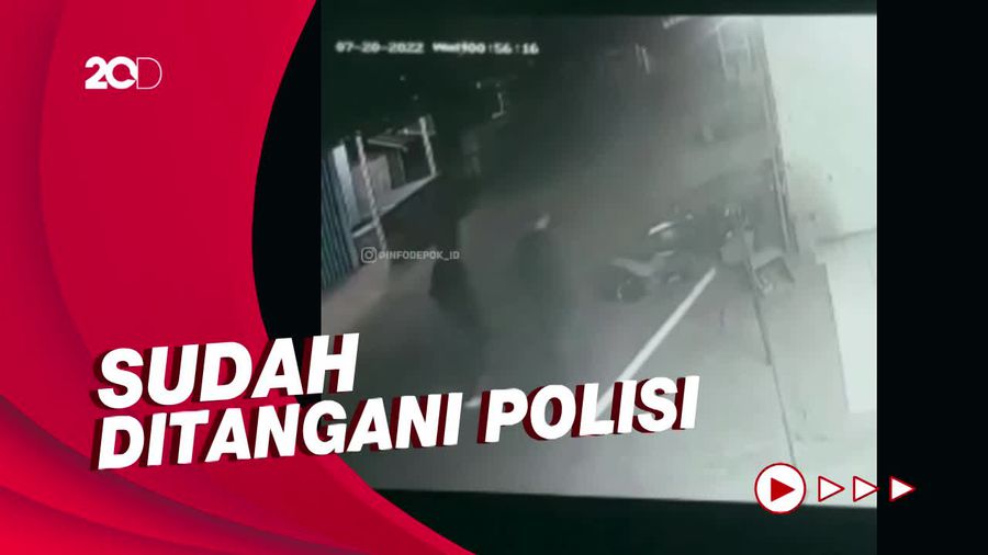Aksi Begal di Bogor, Tendang Korban Hingga Jatuh-Rampas Motor & HP