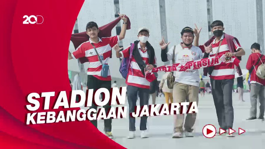 Antusias Warga  Saksikan Grand Launching Jakarta International Stadium