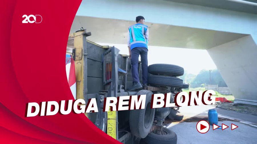 Truk Tanki Tabrak Truk Barang dan Pintu Tol Kartasura, Satu Tewas