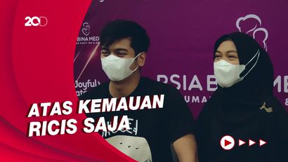 Soal Tambah Momongan, Teuku Ryan Serahkan ke Ria Ricis