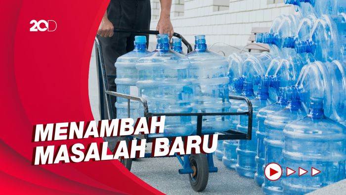 Aktivis Lingkungan Kritisi Penggunaan Galon Sekali Pakai