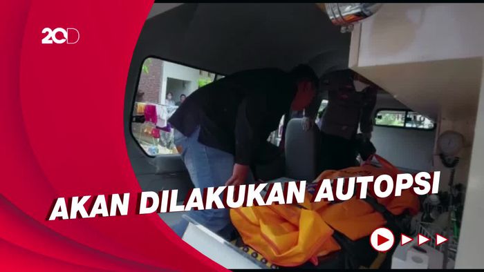 Momen Mayat Kopda Muslimin Diangkut-Dibawa ke RS Bhayangkara Semarang