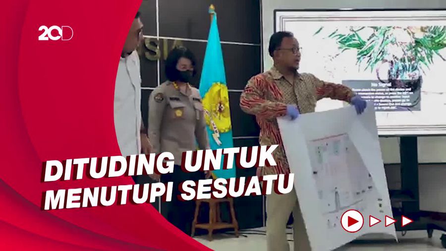 Viral Lipatan Kertas di Konferensi Pers Kasus Brigadir J, Apa Isinya?