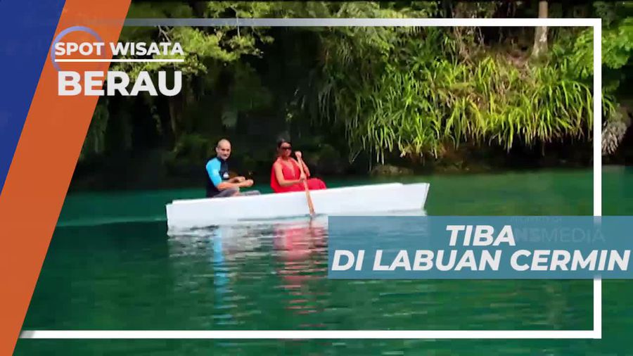 Bermain Kano di Labuan Cermin, Berau Kalimantan Timur Bermain Kano di Labuan Cermin, Berau Kalimantan Timur