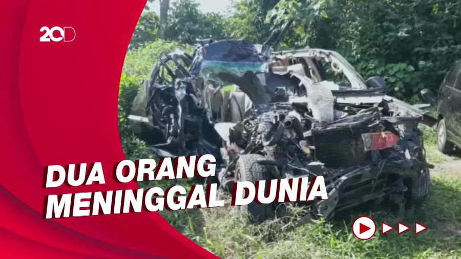 Ringsek! Penampakan Mobil Bakamla yang Kecelakaan di Boyolali