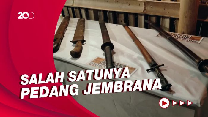 Intip Barang Kuno pada Abad ke-19 di Festival Loloan Jaman Lame