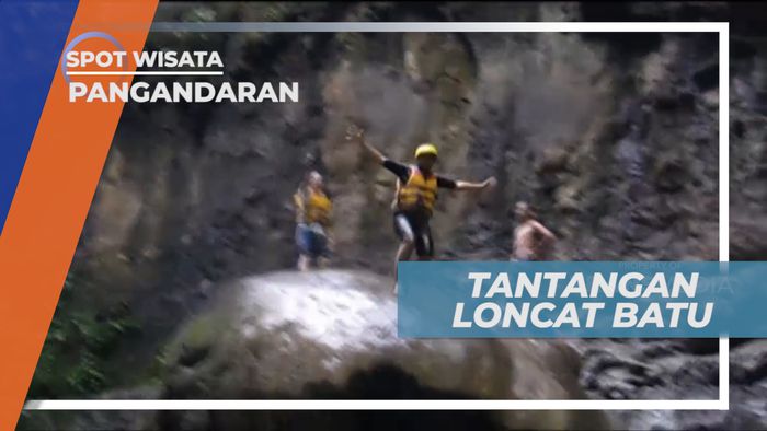 Pacu Adrenalin, Serunya Melompat ke Sungai dari Atas Batu, Pangandaran
