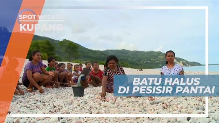 Pantai Kolbano, Mengumpulkan Warna-warni Cantik Batu Halus Tepi Pantai, Kupang