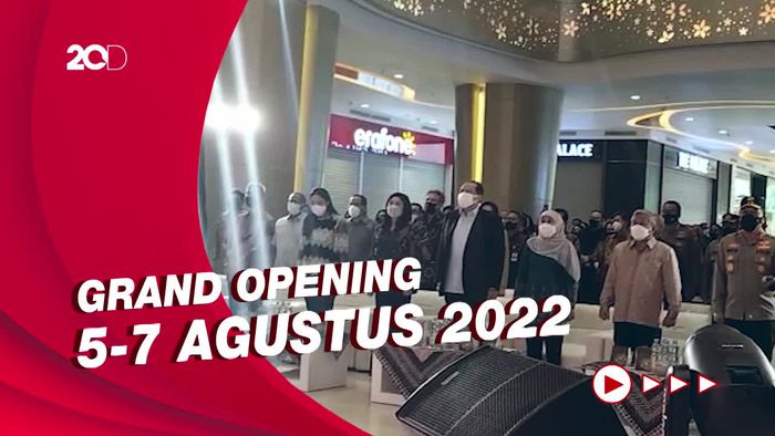 Momen CT hingga Khofifah Hadiri Pembukaan Trans Icon Mall Surabaya