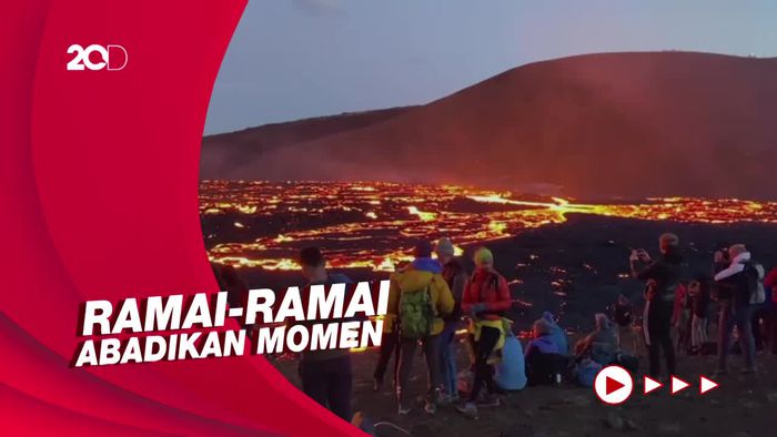 Erupsi Gunung Fagradalsfjall di Islandia Jadi Tontonan Bak Pertunjukan
