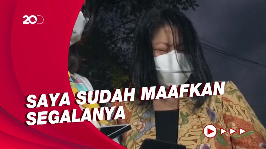 Sambil Menangis, Istri Ferdy Sambo Sambangi Mako Brimob