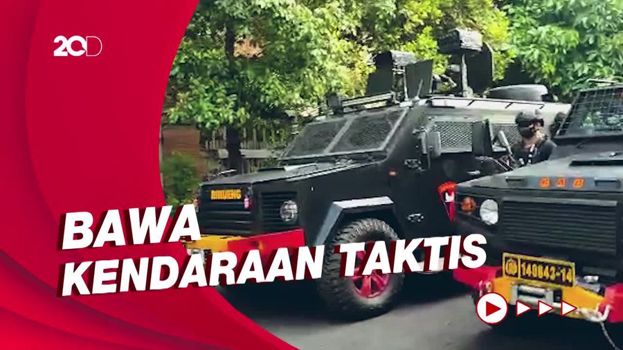 Pasukan Brimob Bersenjata Datangi Rumah Ferdy Sambo!