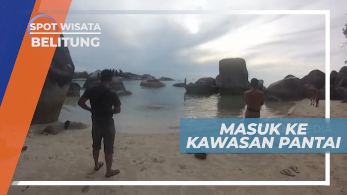 Aroma Sejuk Khas Pantai Diantara Batu-batu Granit Raksasa, Belitung