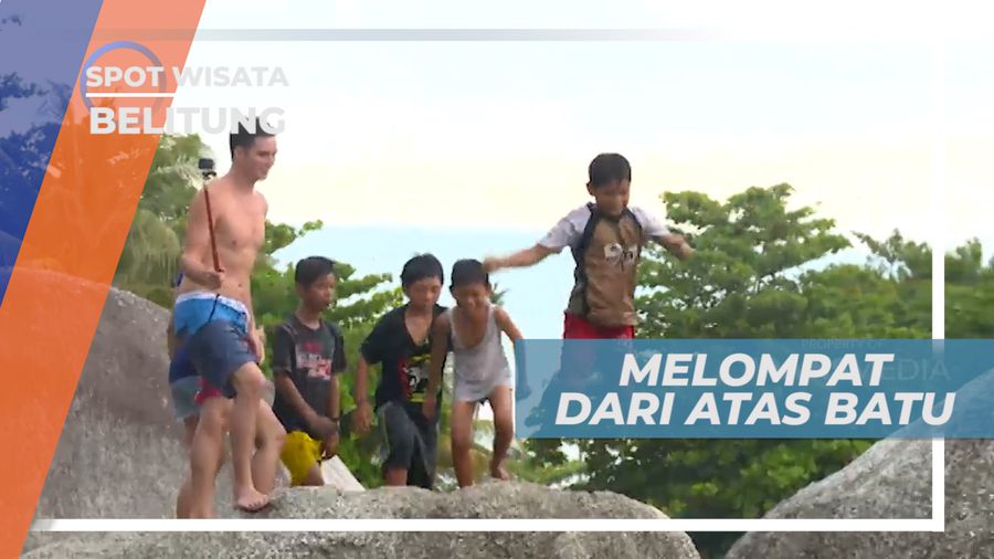 Uji Nyali Melompat Dari Atas Batu Granit yang Tinggi, Belitung