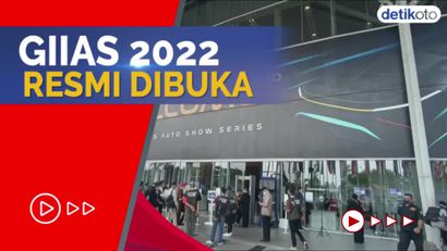 Buka GIIAS 2022, Airlangga: Industri Otomotif The Future is Bright
