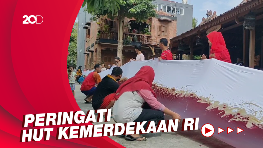 Perajin Kulon Progo Bikin Kain Batik Merah Putih Sepanjang 77 Meter Perajin Kulon Progo Bikin Kain Batik Merah Putih Sepanjang 77 Meter