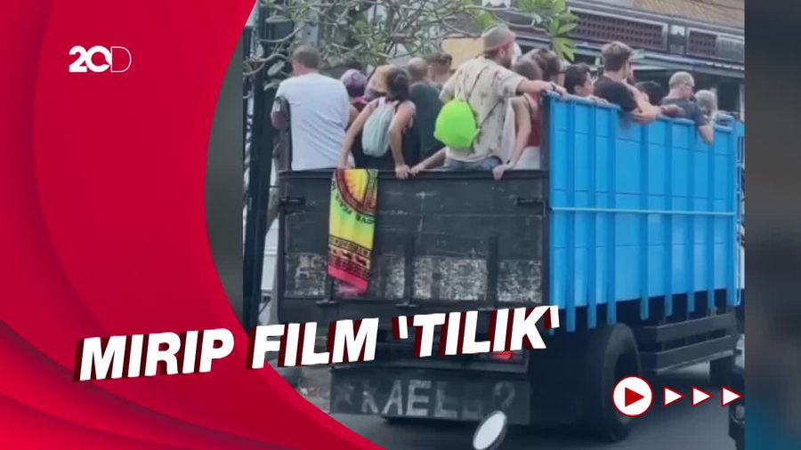 Rombongan Bule Naik Truk di Bali Viral di Media Sosial