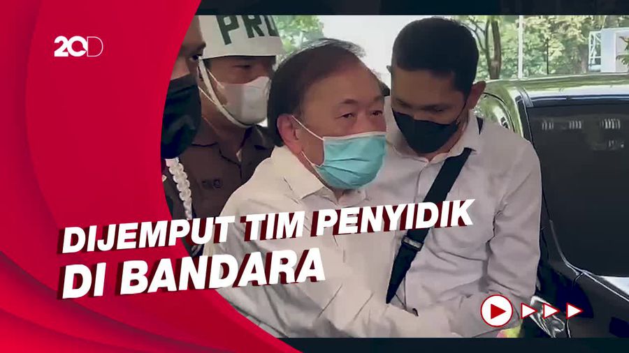 Momen Surya Darmadi Tersangka Kasus Korupsi Rp 78 T Tiba di Kejagung