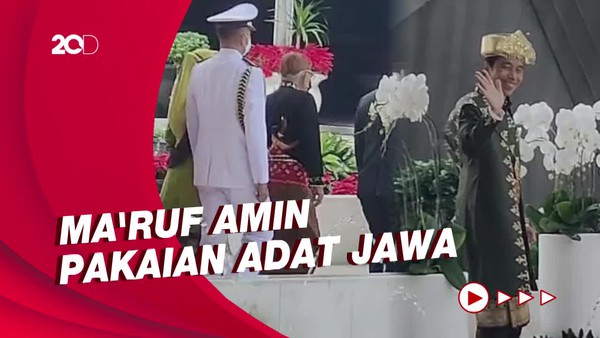 Jokowi Hadir di Sidang Tahunan MPR Pakai Baju Adat Paksian