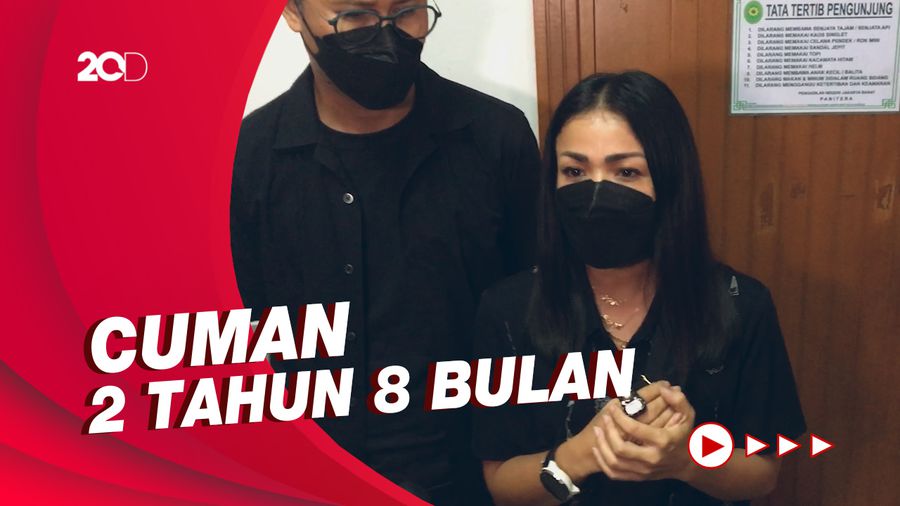 Notaris Divonis Ringan, Kakak Nirina Zubir Kecewa