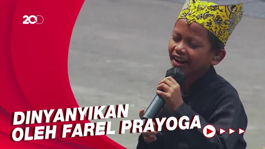 Semringah Jokowi dan Iriana yang Berjoget Iringi Lagu Ojo Dibandingke